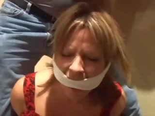 Middle-aged milfs träldomen: perfected milfs smutsiga filma vid 28