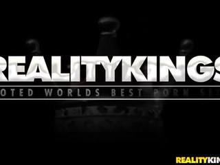 Realitykings - pierwszy czas przesłuchania - lizanie baz