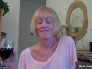 A casa con un desiring nonnina, gratis nonnina tube8 sesso video video 6f