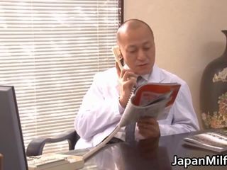 Akiho yoshizawa profesor miluje získavanie