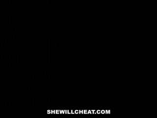 Shewillcheat - 巨乳 媽媽我喜歡操 老闆 亂搞 新 employee