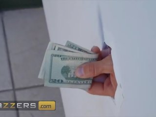 Brazzers - curbați negresa amanta osa elegant pounded greu în the toaleta