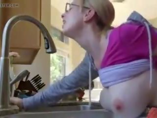 Pleasant bigtits милф boltonwife кухня кучешка.